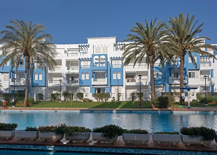 Cala Blanca Studio, By Bookindenia