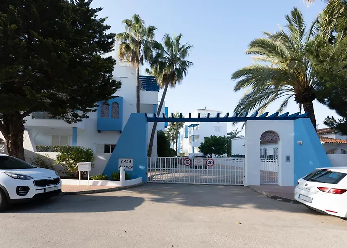 Cala Blanca Studio, By Bookindenia